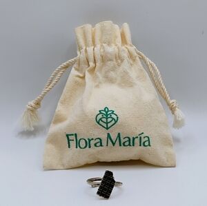 Flora Maria Chocolate Bar With Bite Sizeable Adjustable 925 Silver Ring